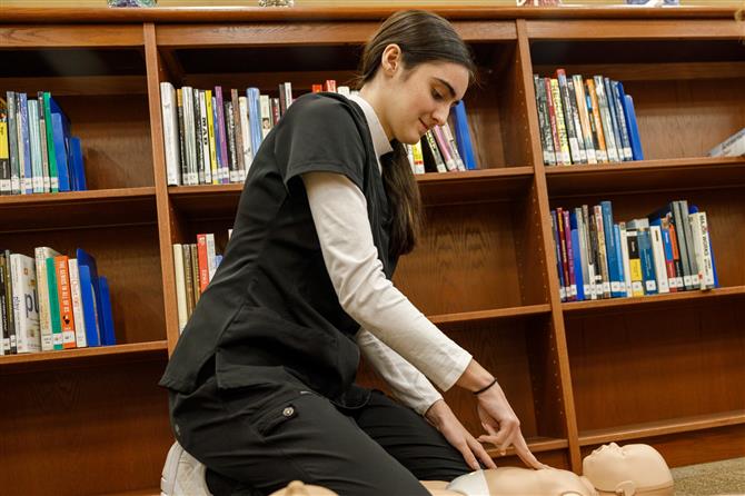 SHS HOSA CPR Class